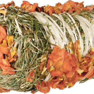 TRIXIE Hay Roll Pumpkin & Carrot – šieno rulonas su moliūgais ir morkomis, 200 g (10 × 18 cm) — 2 vnt.